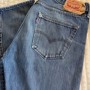 Levi’s 501’s worn-in & distressed